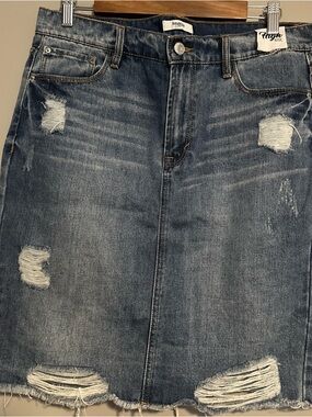 Kensie Distressed Blue Denim Skirt